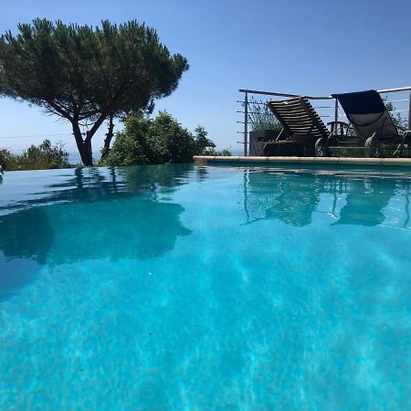 "Aux Balcons Du Riou" Avec Vue Mer 180 Degres Vence Luaran gambar