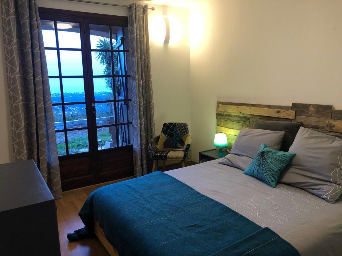 "Aux Balcons Du Riou" Avec Vue Mer 180 Degres Vence Luaran gambar