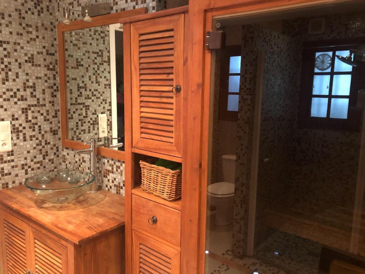 "Aux Balcons Du Riou" Avec Vue Mer 180 Degres Vence Luaran gambar