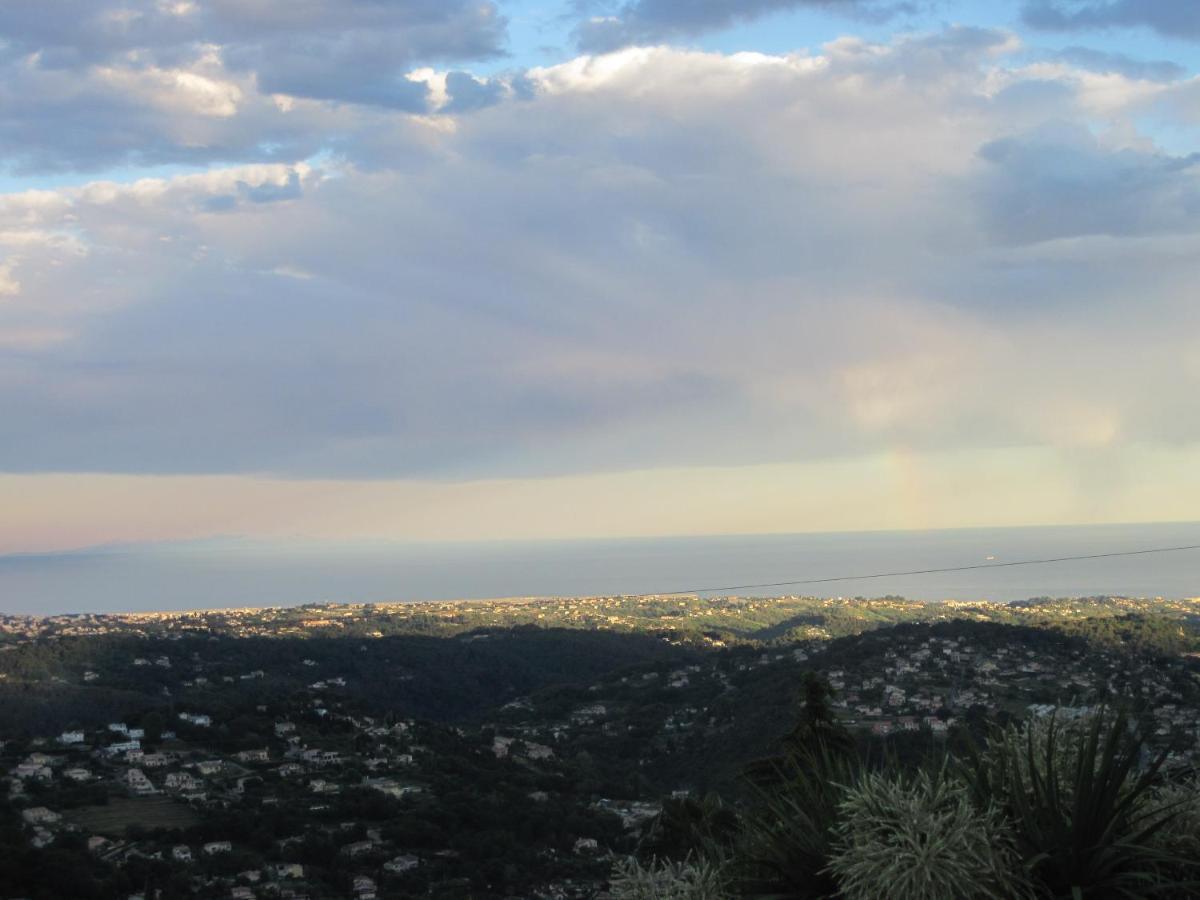 "Aux Balcons Du Riou" Avec Vue Mer 180 Degres Vence Luaran gambar