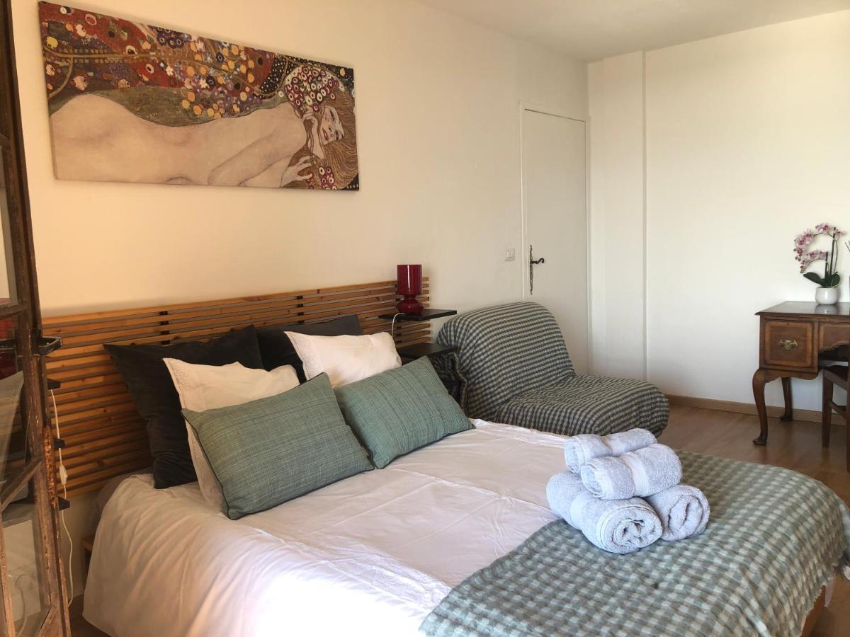 "Aux Balcons Du Riou" Avec Vue Mer 180 Degres Vence Luaran gambar